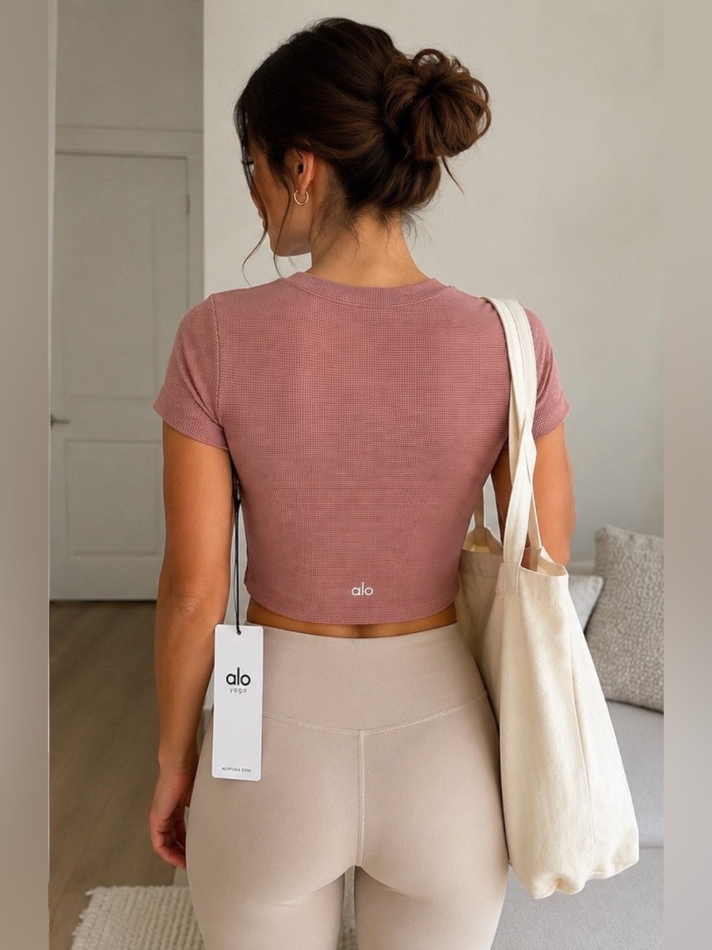 ALO Yoga Rose Waffle Crop Top M 💗